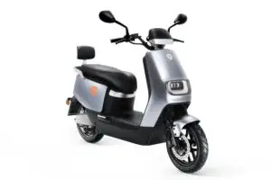 Yadea E8S Elektrisch Zilver 2024